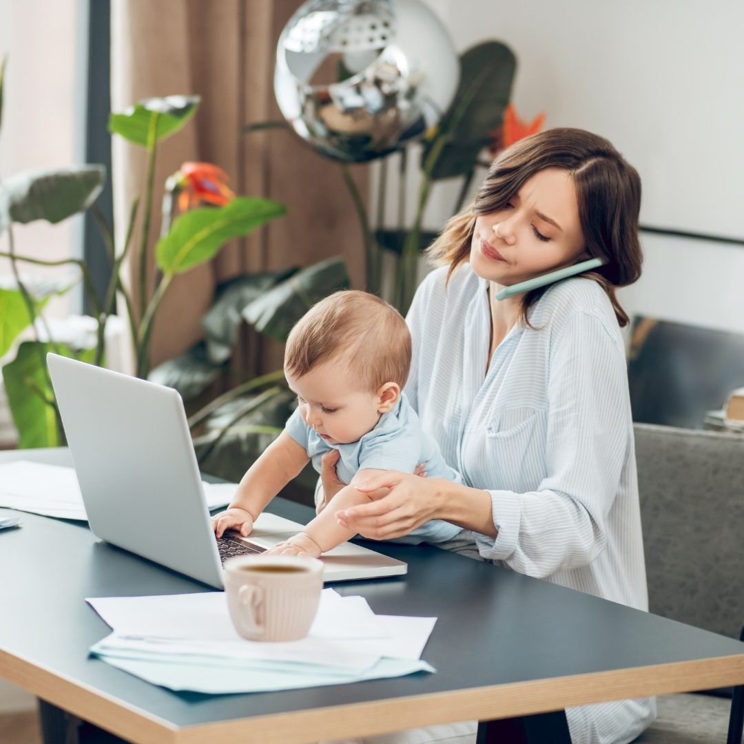 Briefcase + Breastpump, it’s back to the office we go!