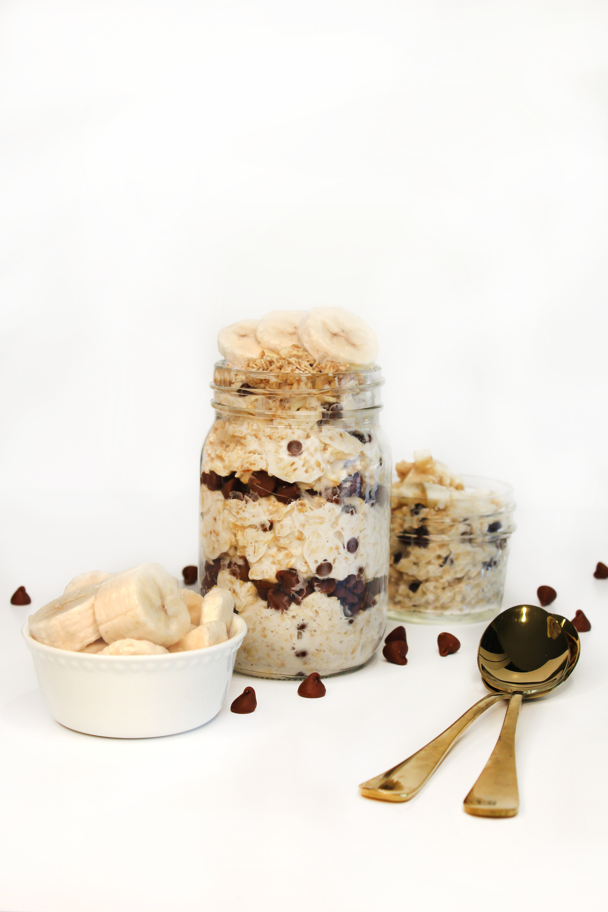 Chocolate Chip Banana Lactation Overnight Oats - Lacsnac